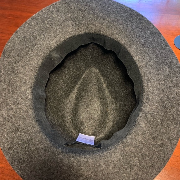 NWOT Banana Republic women’s hat - Picture 5 of 6